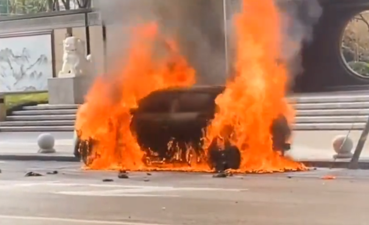 国产精品v欧美精品∨日韩